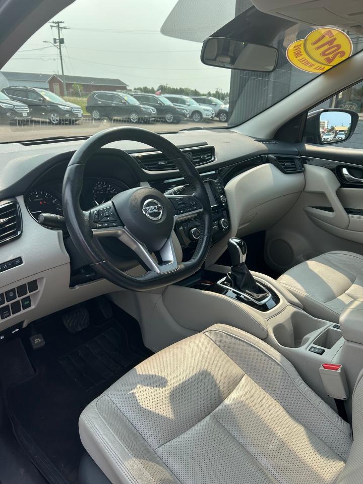 2017 Nissan Qashqai S - Photo #7
