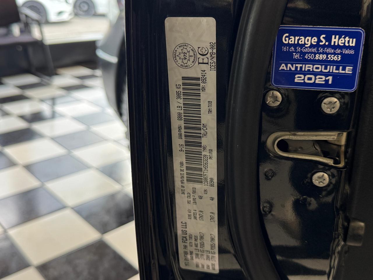 2017 RAM 1500 ST 4WD Quad HEMI+New Brakes+Camera+CLEAN CARFAX Photo