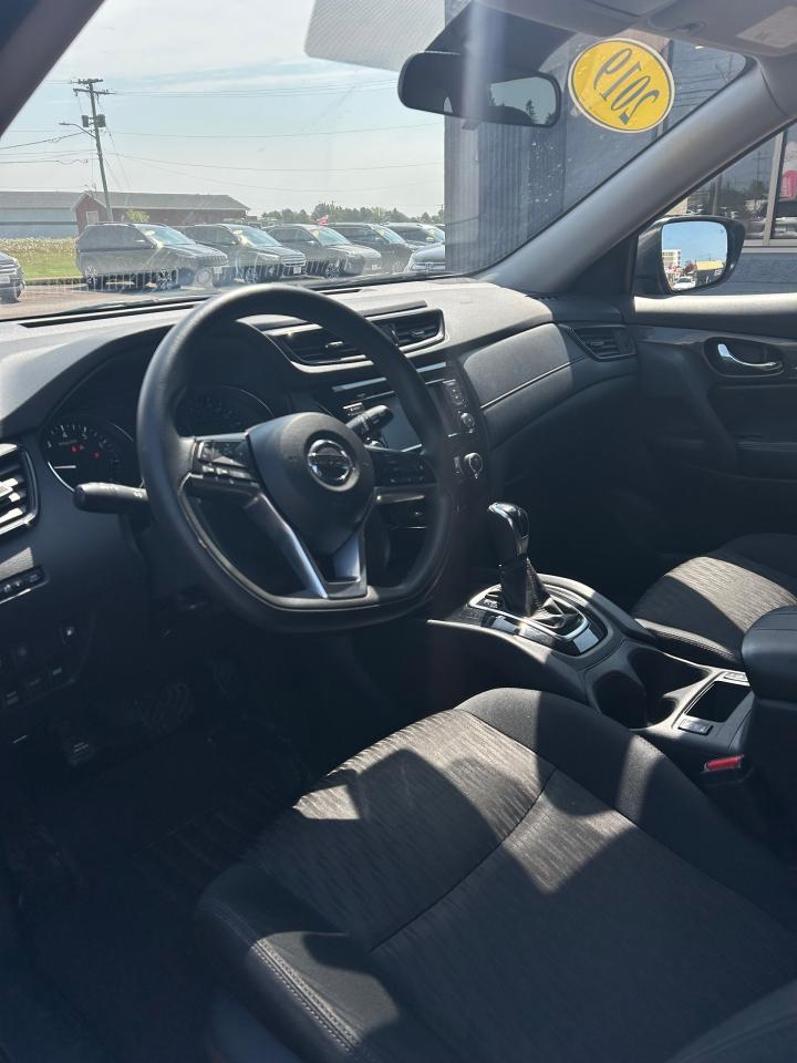 2019 Nissan Rogue S - Photo #7