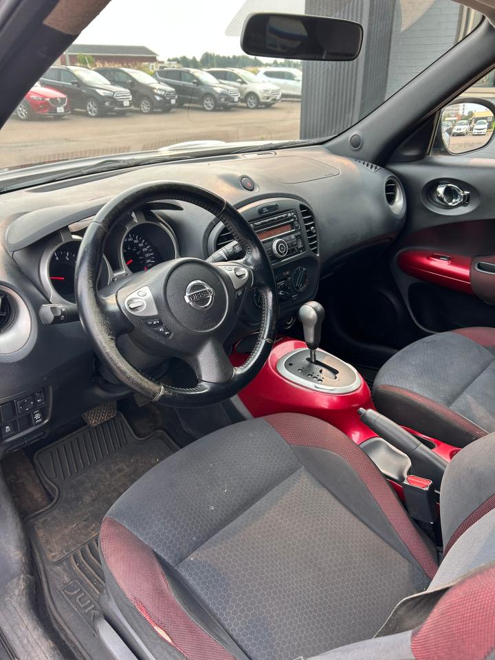 2014 Nissan Juke SV - Photo #7