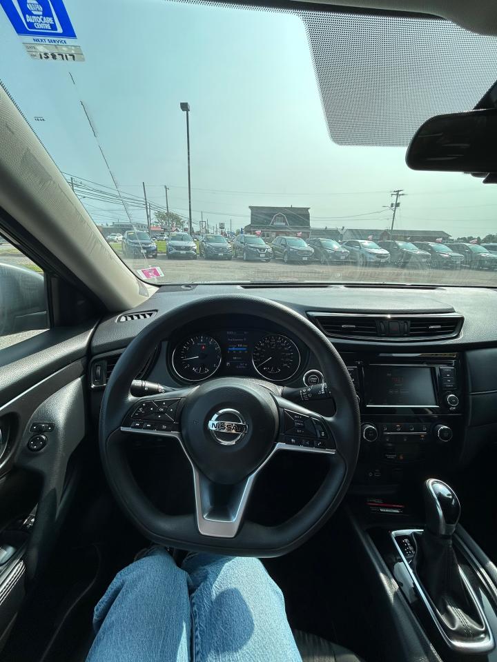 2020 Nissan Rogue S - Photo #9