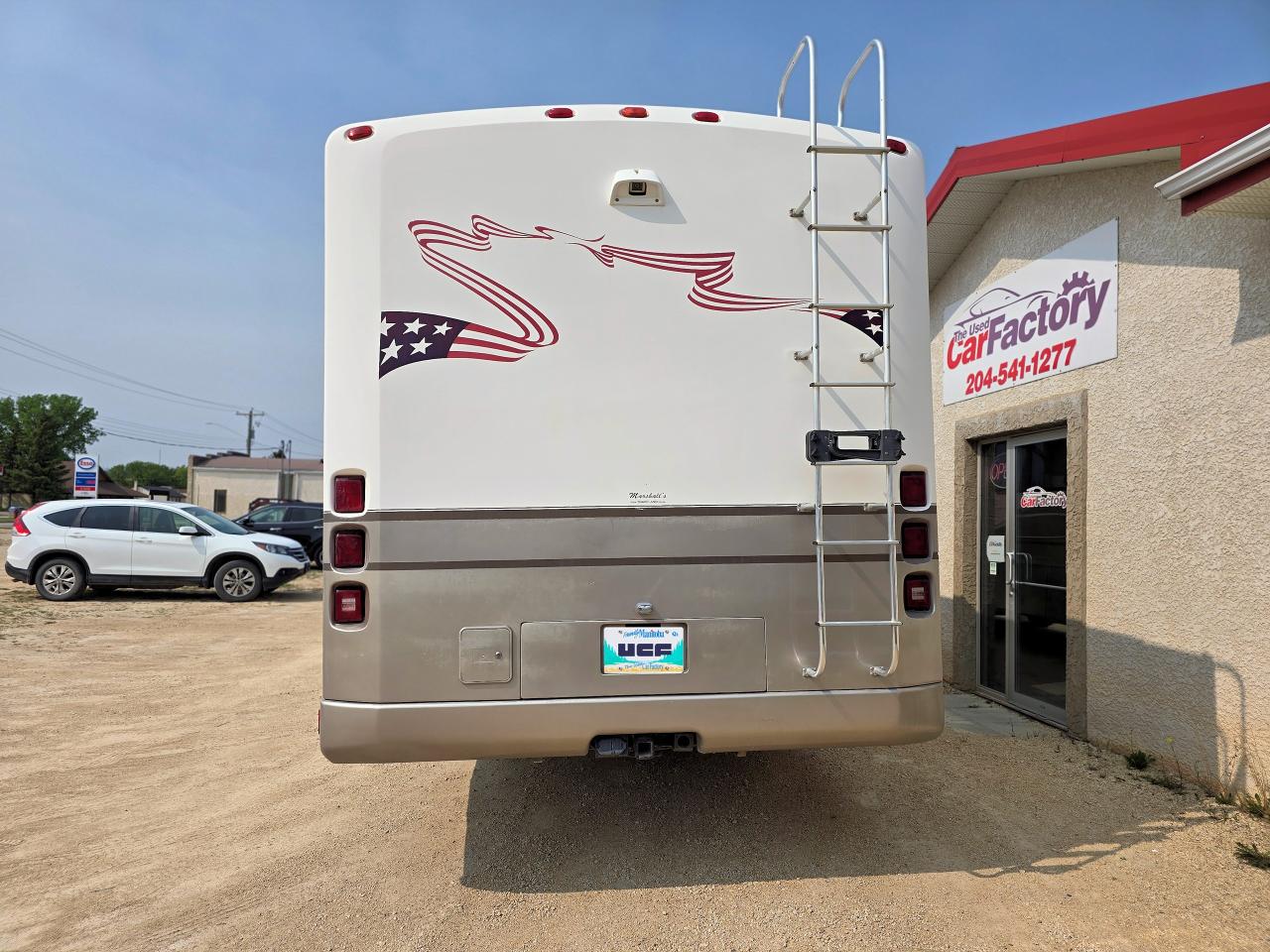 1999 Fleetwood Southwind 36 FOOT- DUAL SLIDES - 2 ROOF A/C - Photo #24