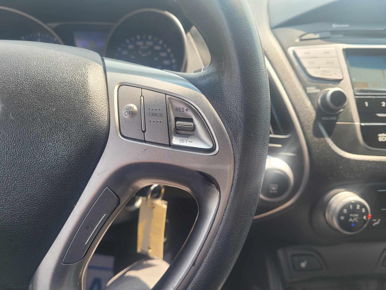 2012 Hyundai Tucson GL Photo18