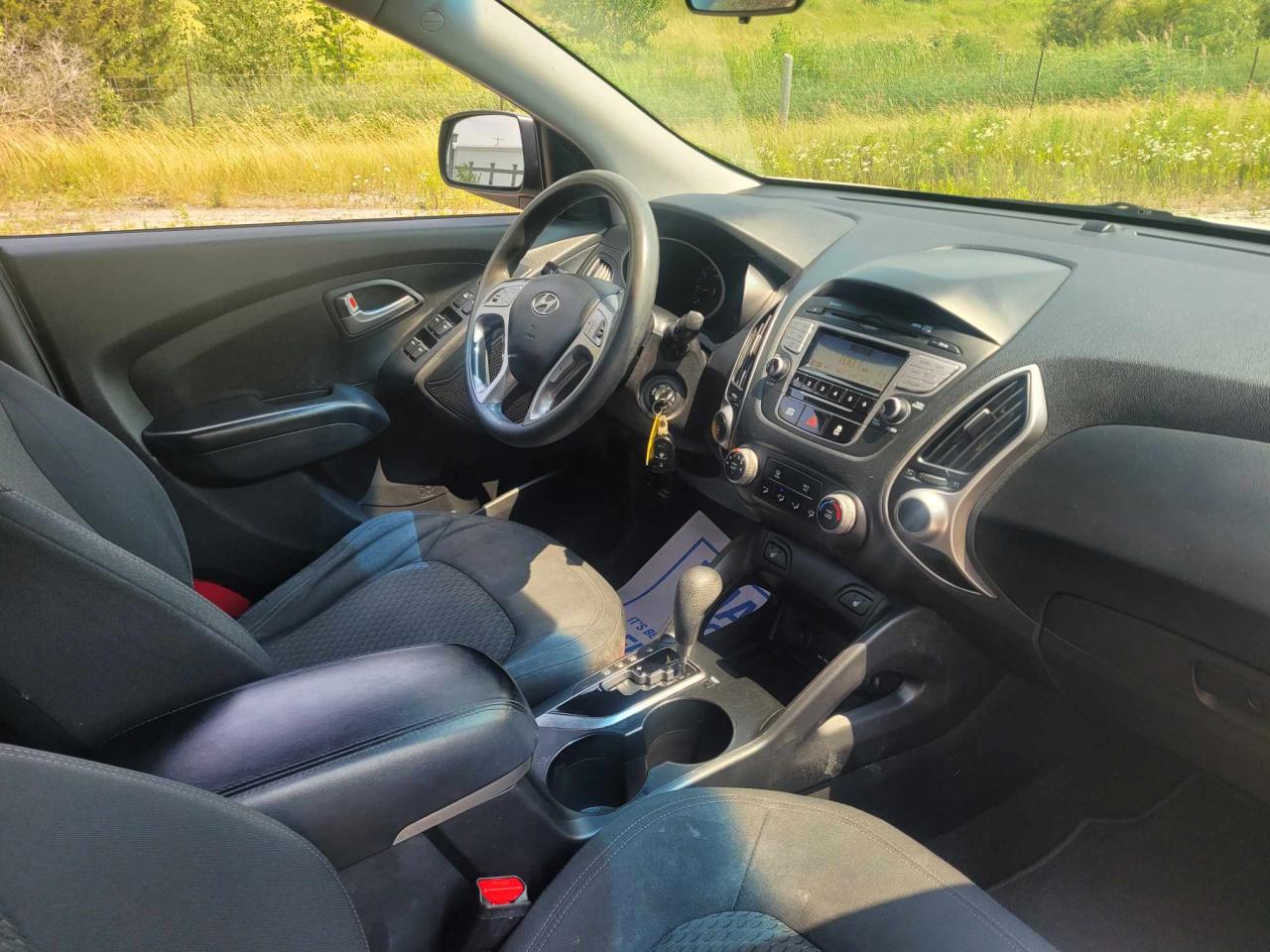 2012 Hyundai Tucson GL Photo7