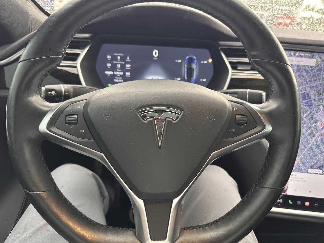 2016 Tesla Model S 90 D - Photo #5