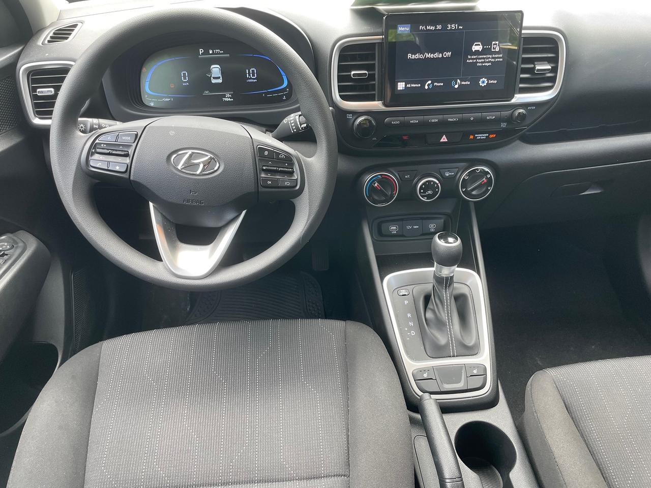2024 Hyundai Venue Essential Photo