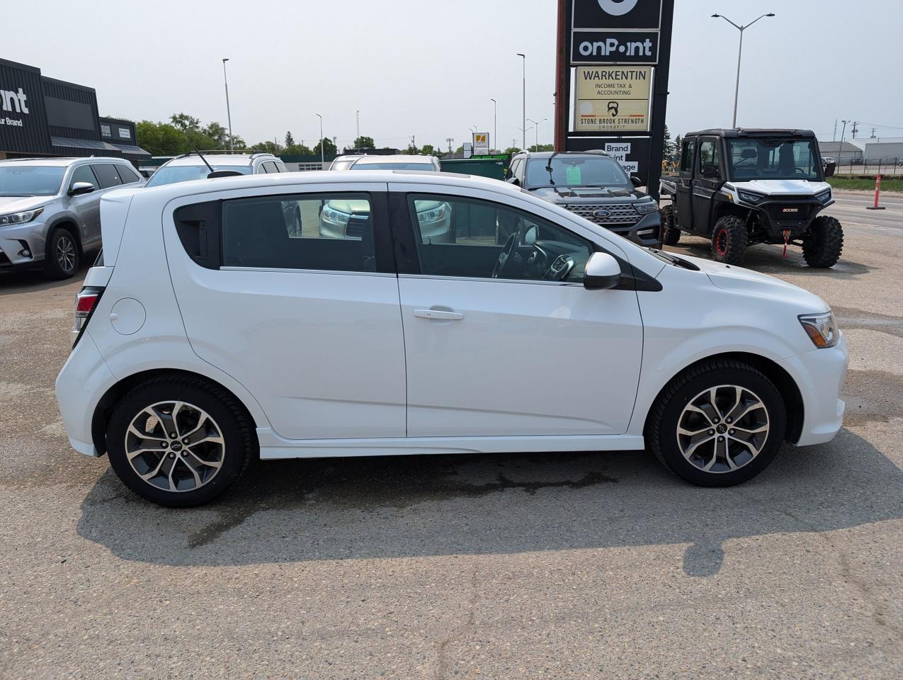 2018 Chevrolet Sonic RS | Apple CarPlay | Heated Seats - Photo #3