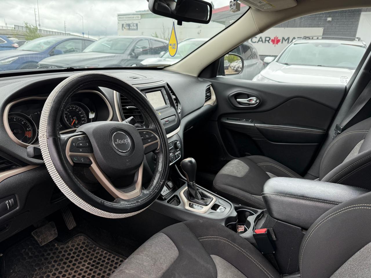 2015 Jeep Cherokee SPORT / AUTO / AC / YOU SAFETY YOU SAVE - Photo #5