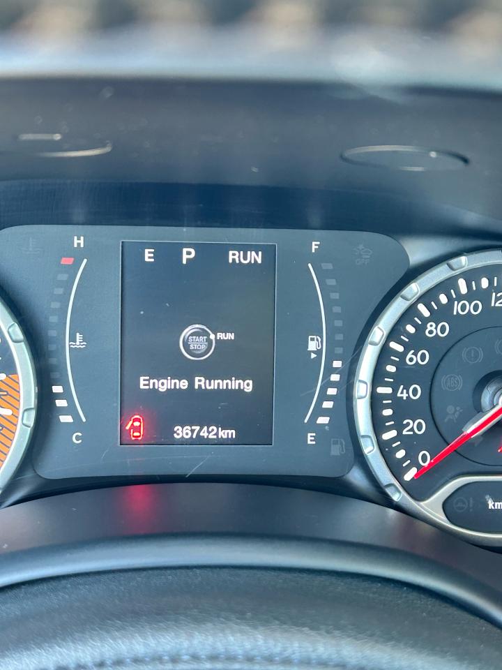 2023 Jeep Renegade North - Photo #11