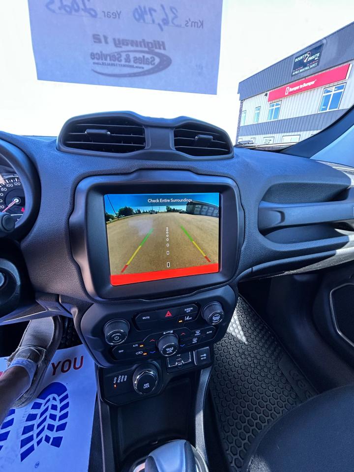 2023 Jeep Renegade North - Photo #15