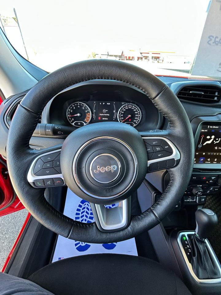 2023 Jeep Renegade North - Photo #10