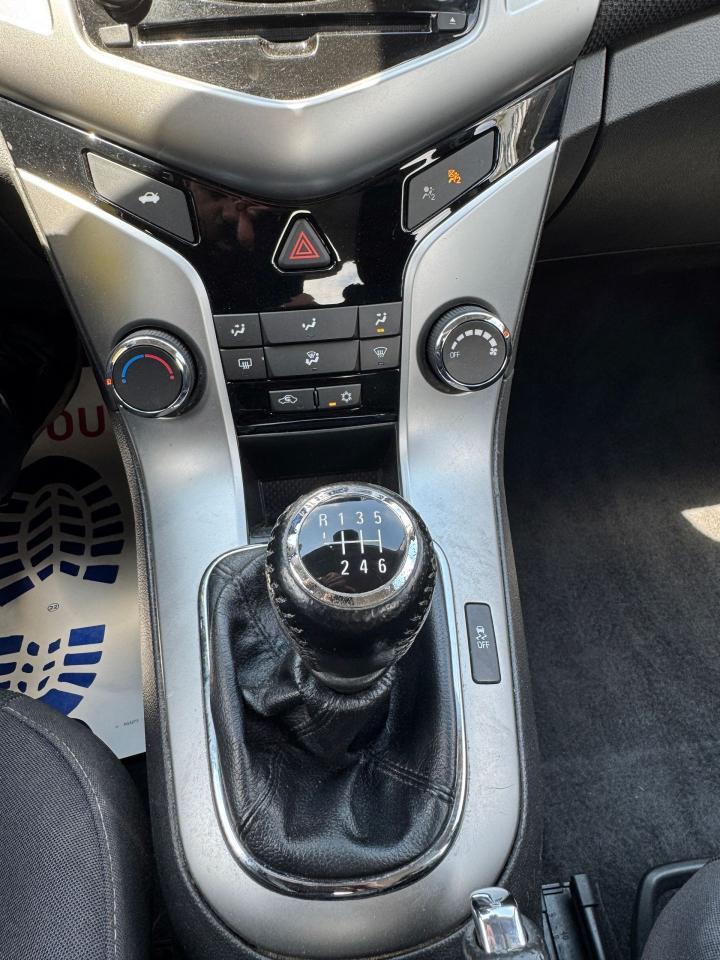 2015 Chevrolet Cruze 1LT | 6 Speed Manual | Certified - Photo #13
