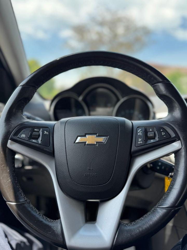 2015 Chevrolet Cruze 1LT | 6 Speed Manual | Certified - Photo #14