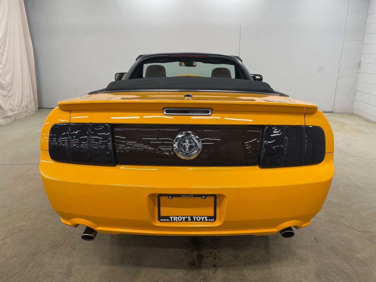2007 Ford Mustang Convertible Photo5