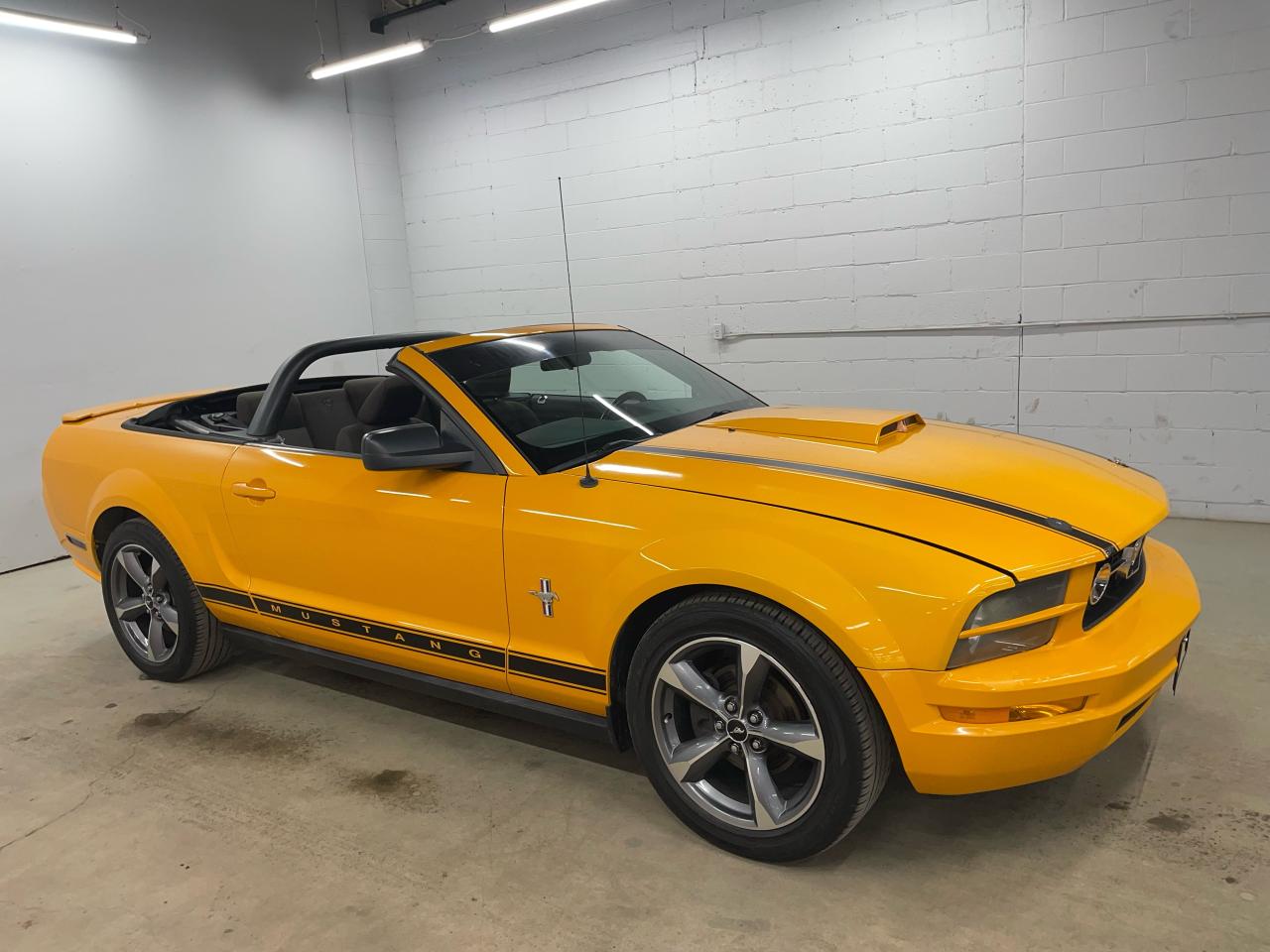 Used 2007 Ford Mustang Convertible for sale in Guelph, ON