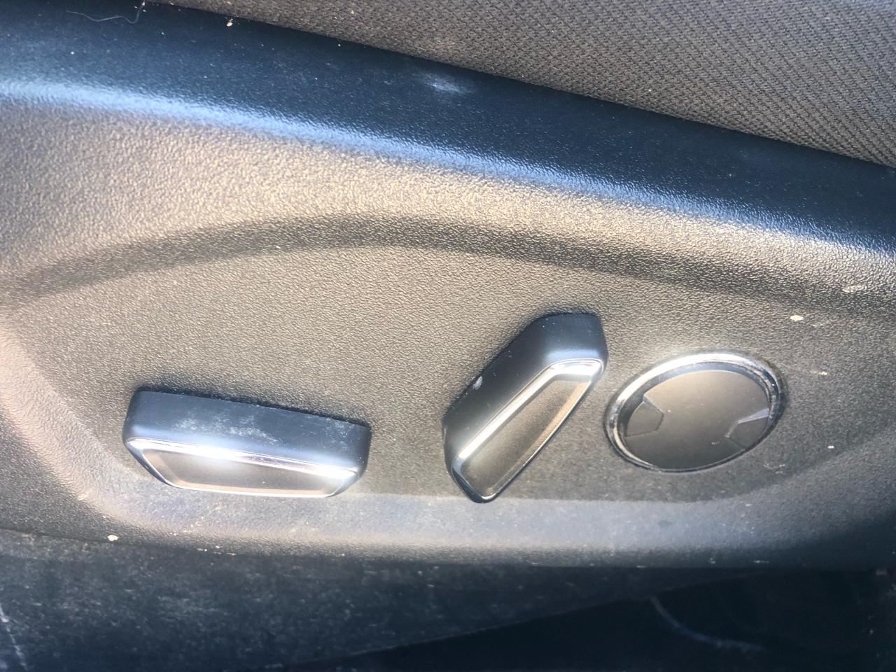 1748631279