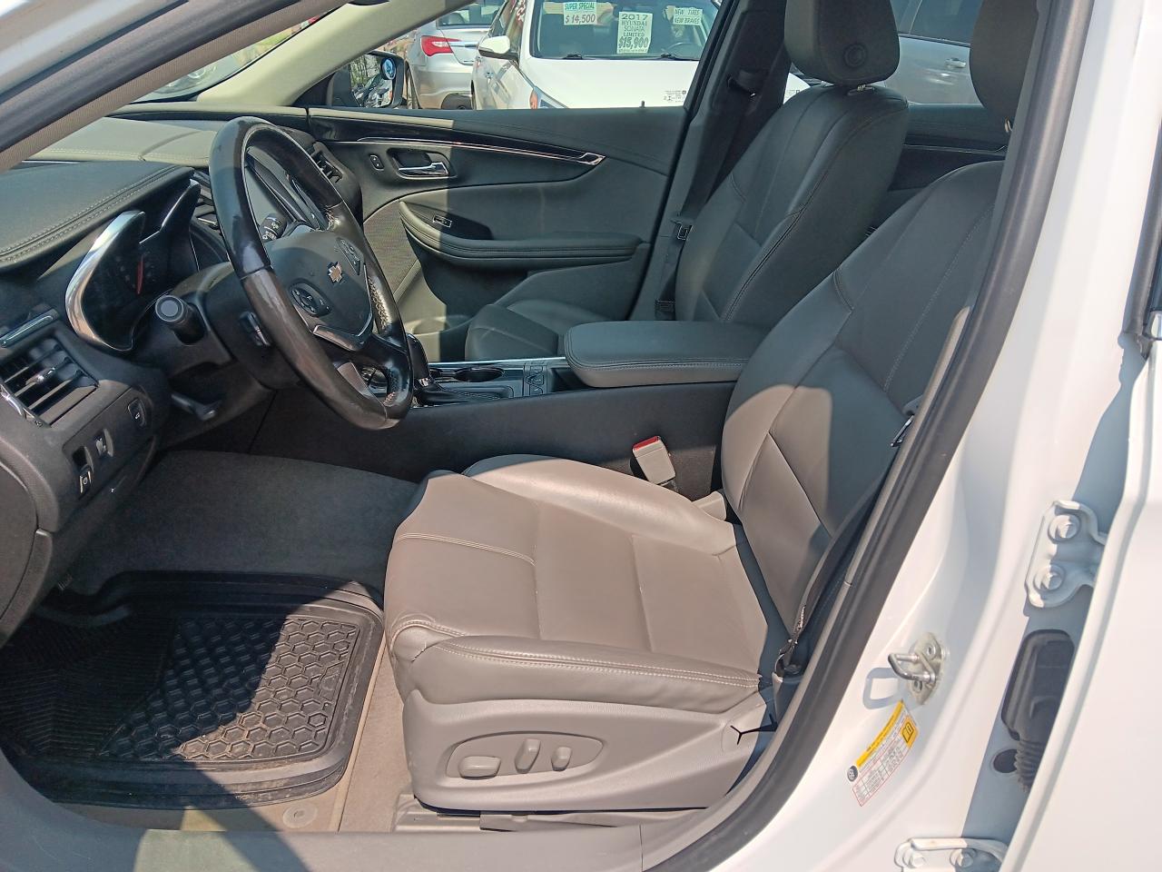 2018 Chevrolet Impala LT, Leather, Sunroof, Remote, Bu Cam, Htd Steering - Photo #15