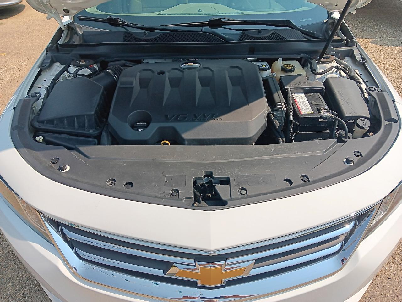 2018 Chevrolet Impala LT, Leather, Sunroof, Remote, Bu Cam, Htd Steering - Photo #5