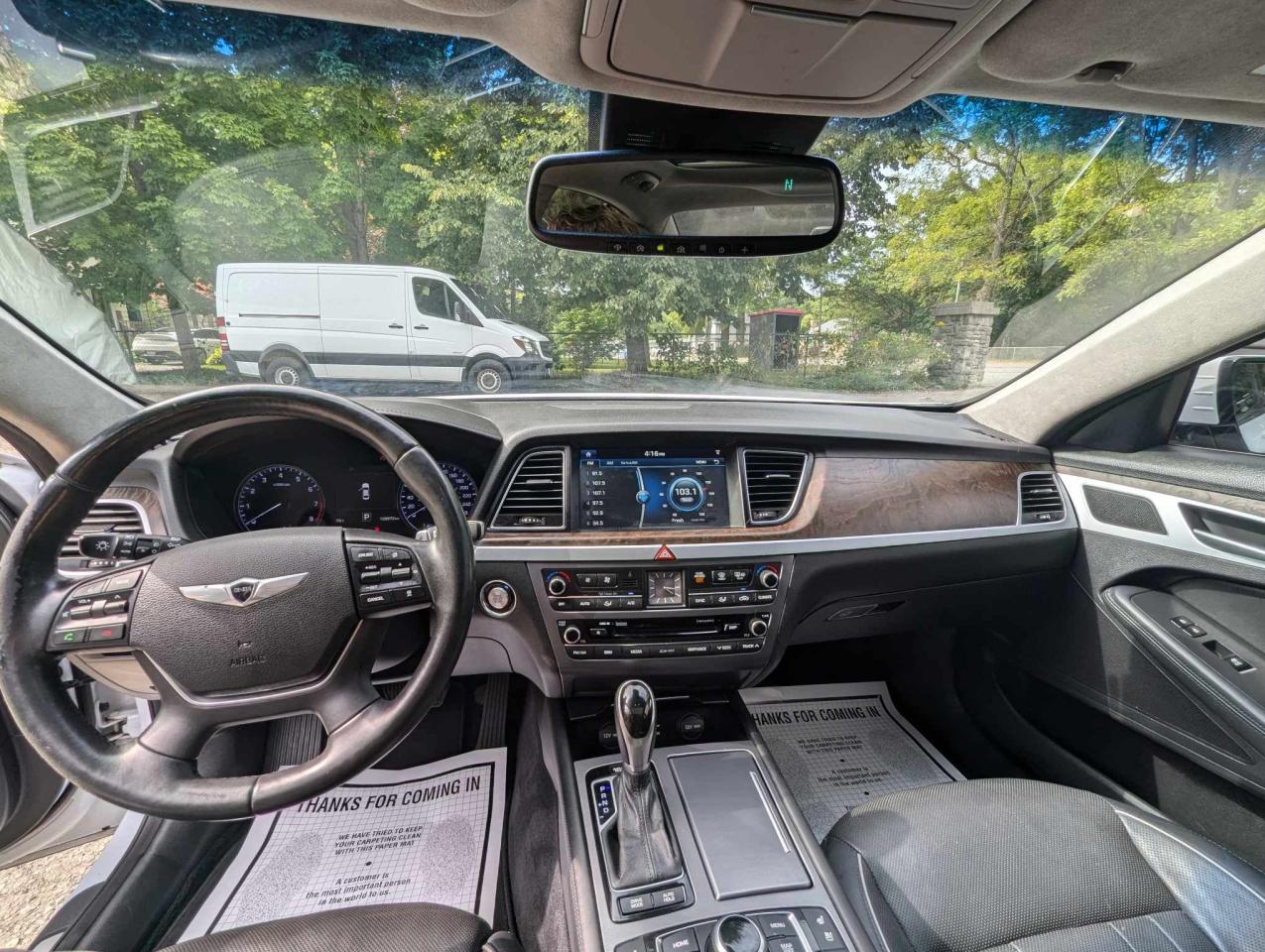 2015 Hyundai Genesis Ultimate - Photo #13