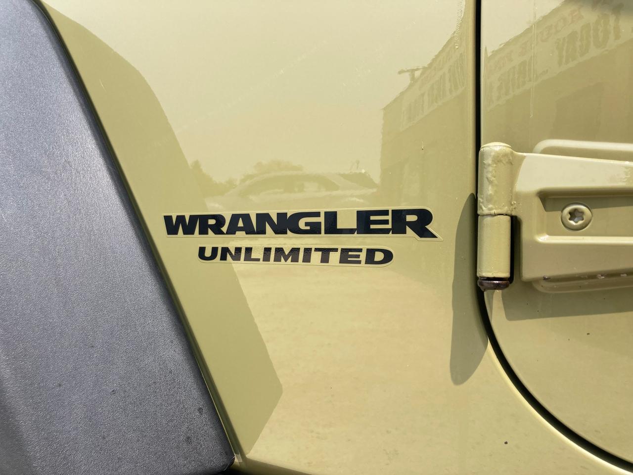 2013 Jeep Wrangler RUBICON - Photo #21