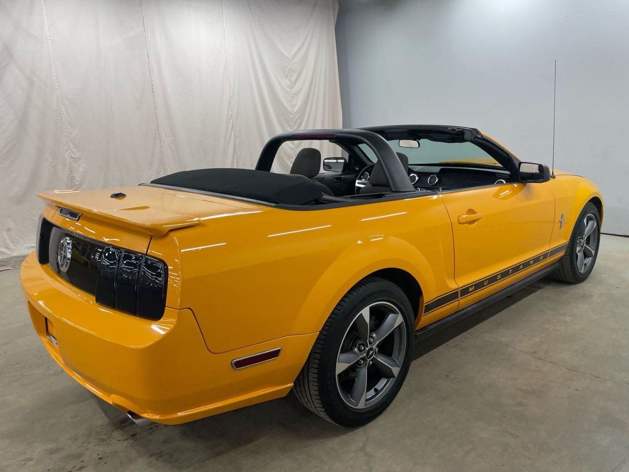 2007 Ford Mustang Convertible