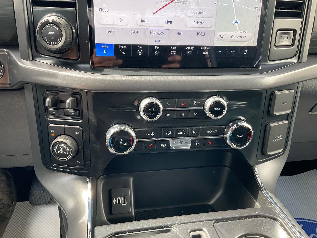 2025 Ford F-150 XLT Photo5