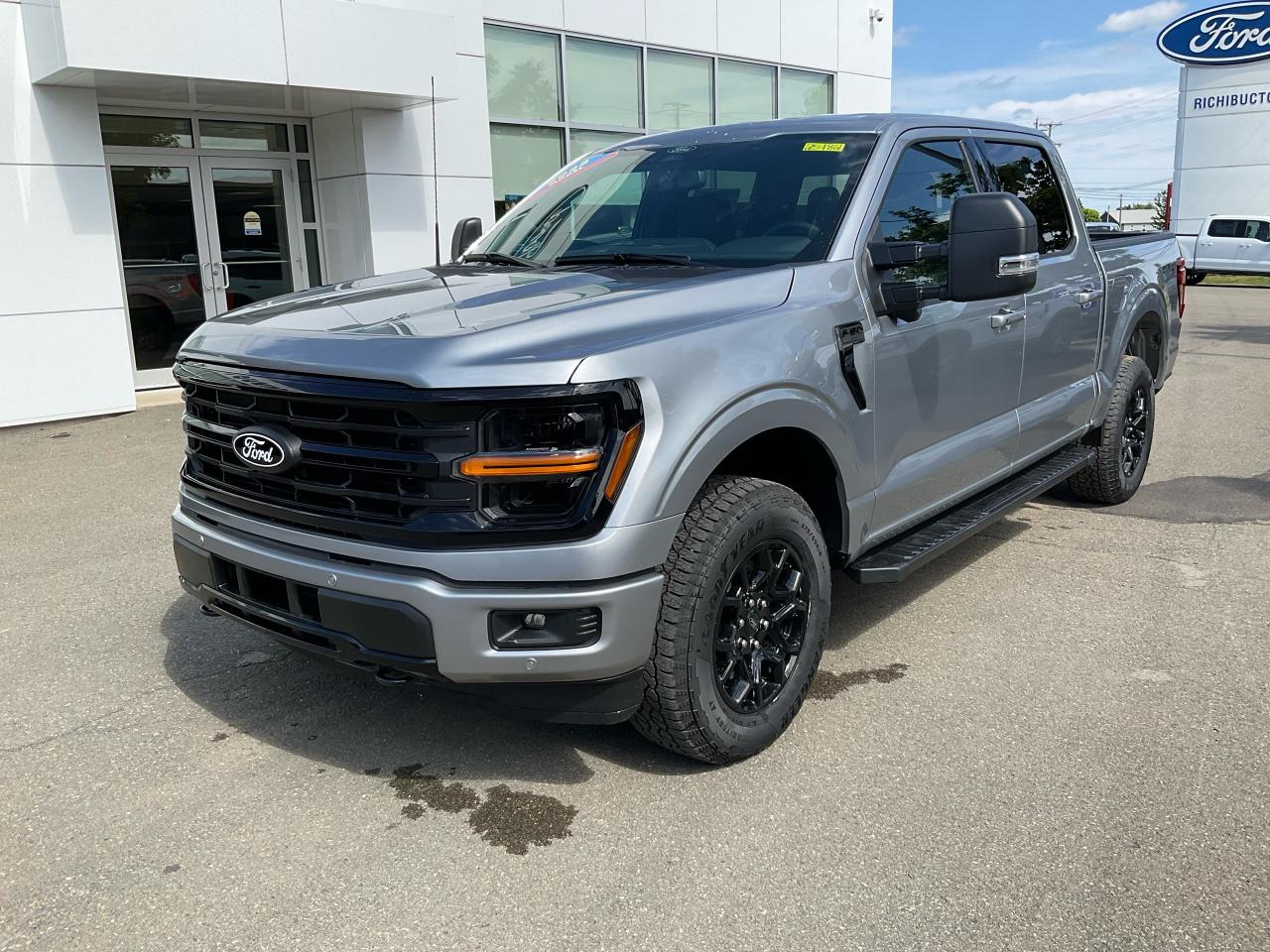 2025 Ford F-150 XLT Photo0