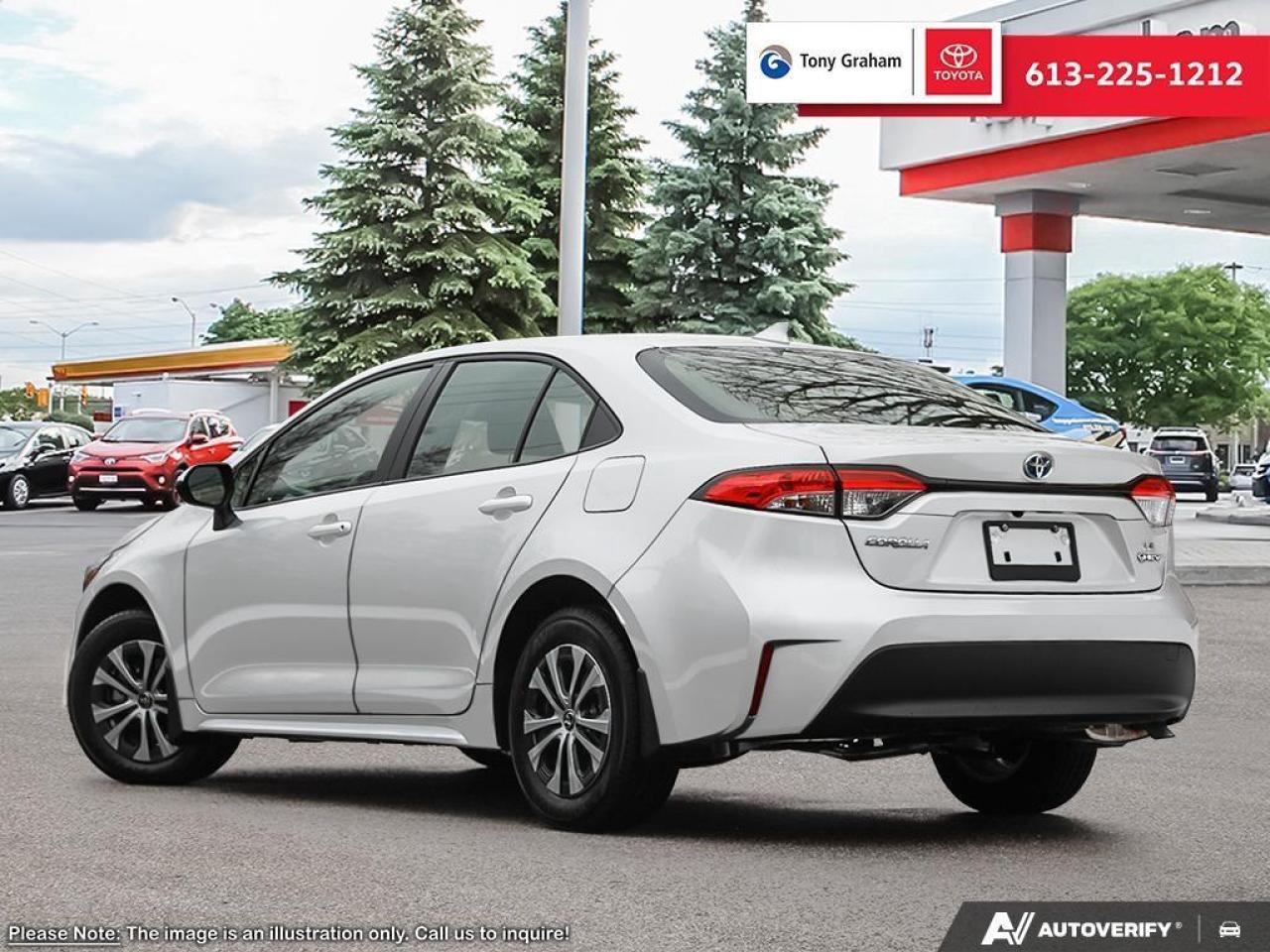 2025 Toyota Corolla Hybrid LE Photo