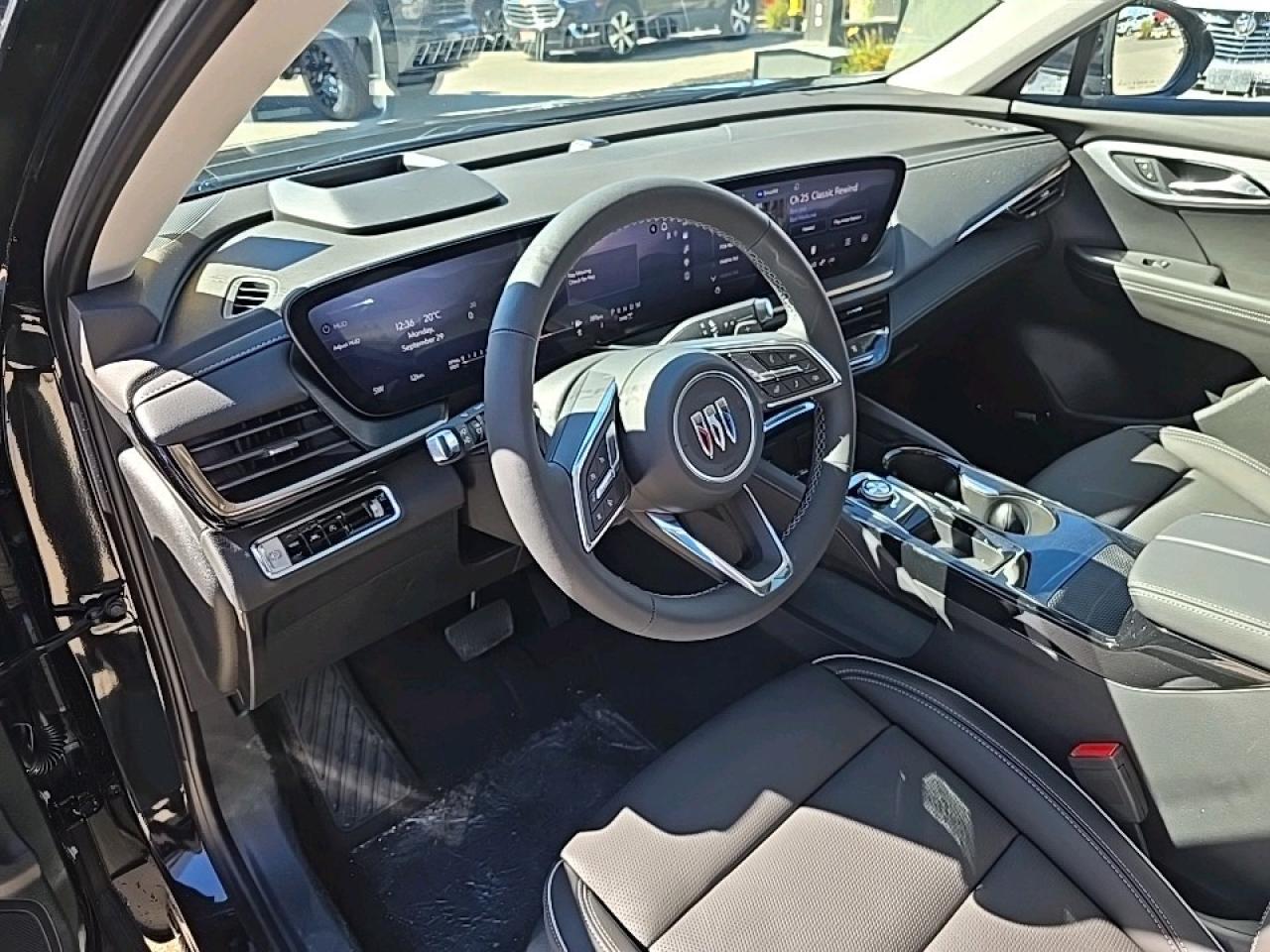 2025 Buick Envision Avenir Photo3