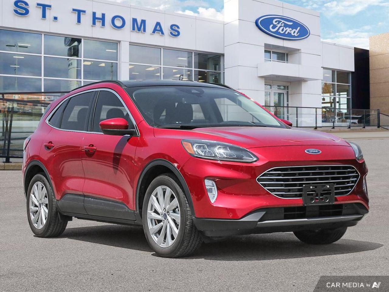 Used 2022 Ford Escape Titanium Hybrid for sale in St Thomas, ON