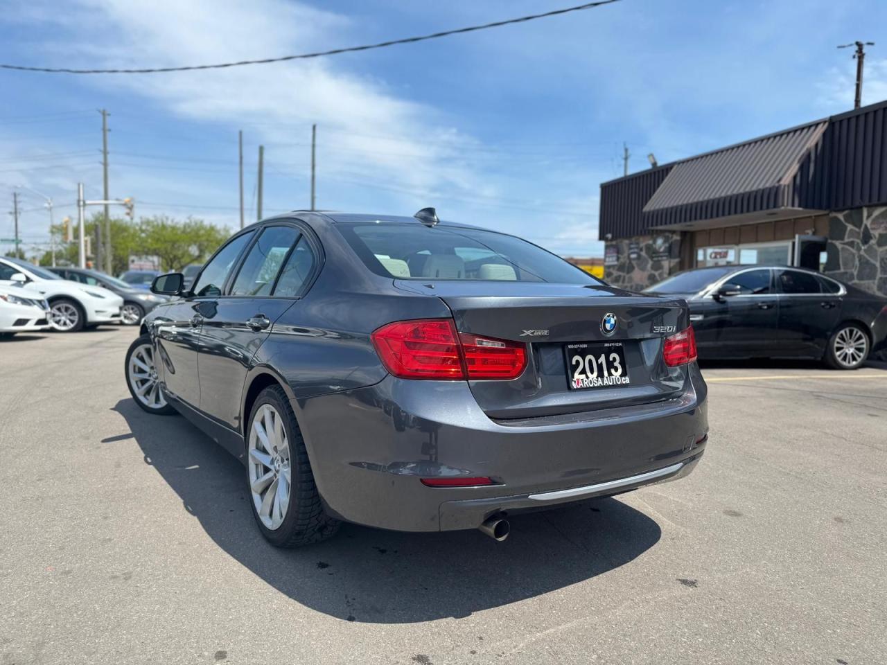 2013 BMW 3 Series AWD LOW KM LEATHER SUNROOF BLUETOOTH NEW BRAKES - Photo #5