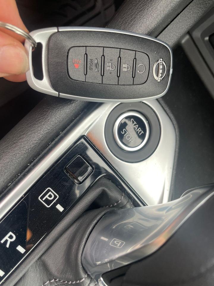 1748633451523