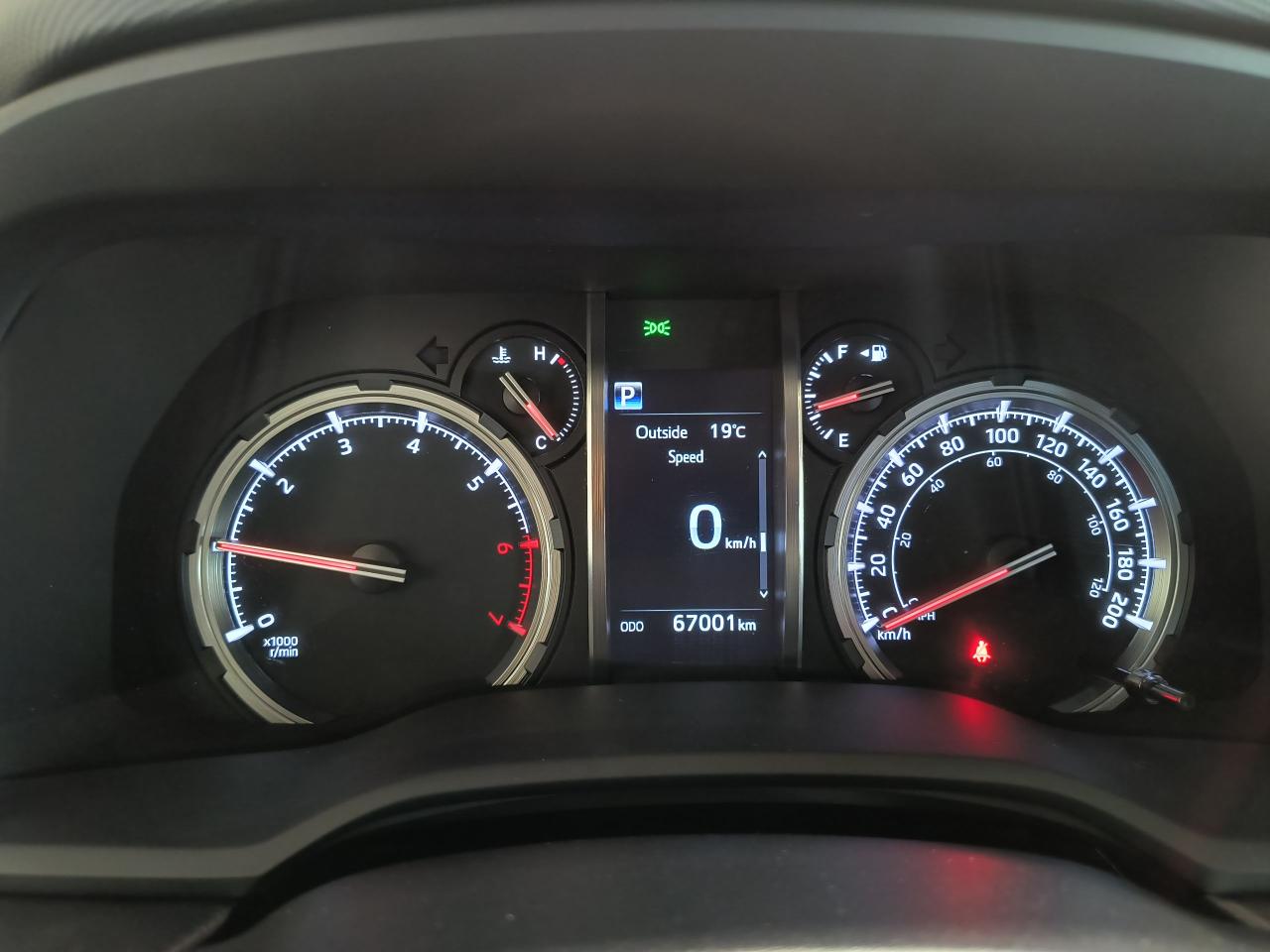1748651873