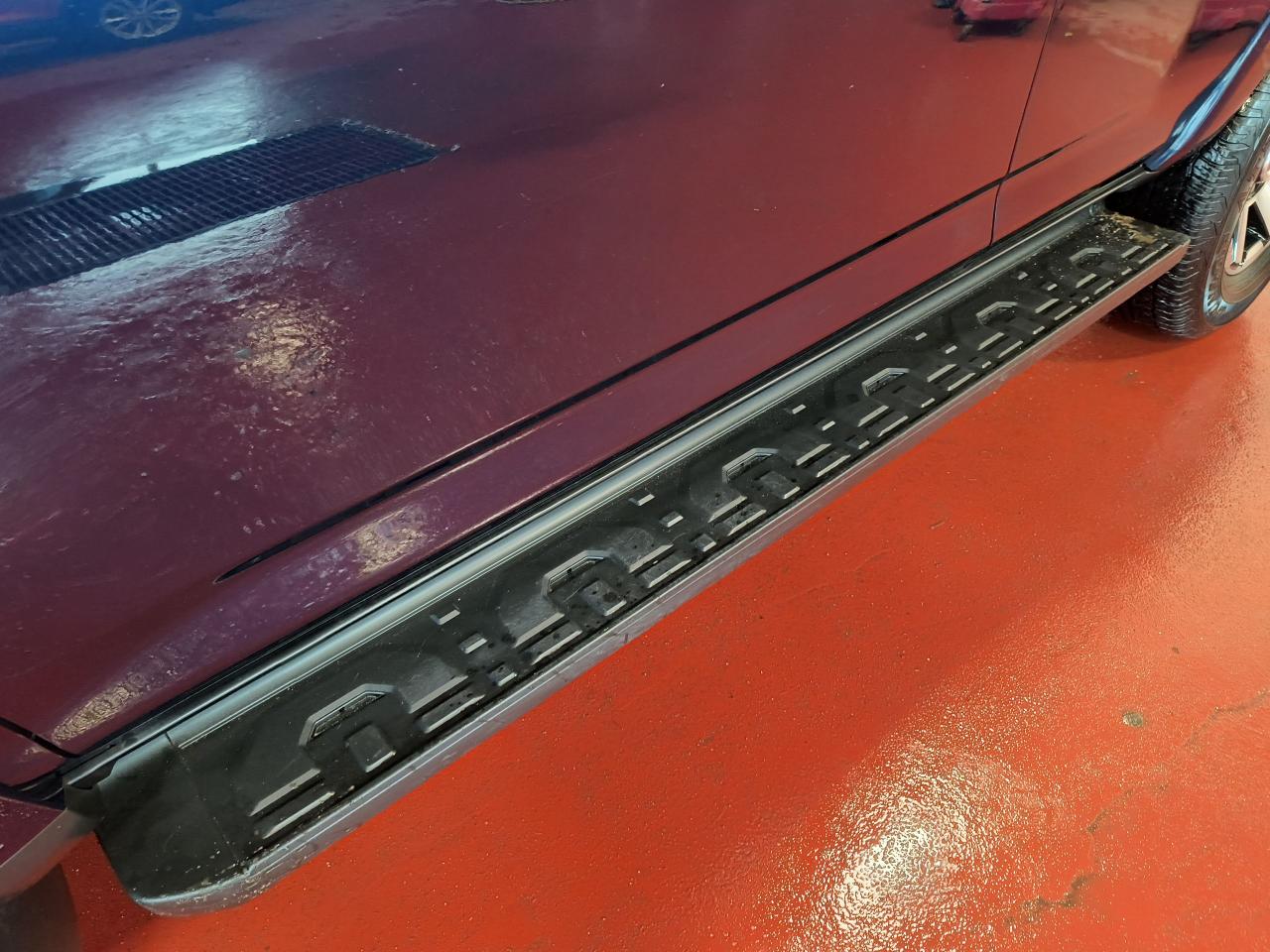1748651893