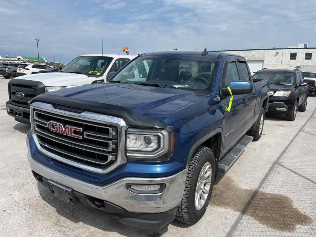 Used 2016 GMC Sierra 1500 SLE for sale in Innisfil, ON