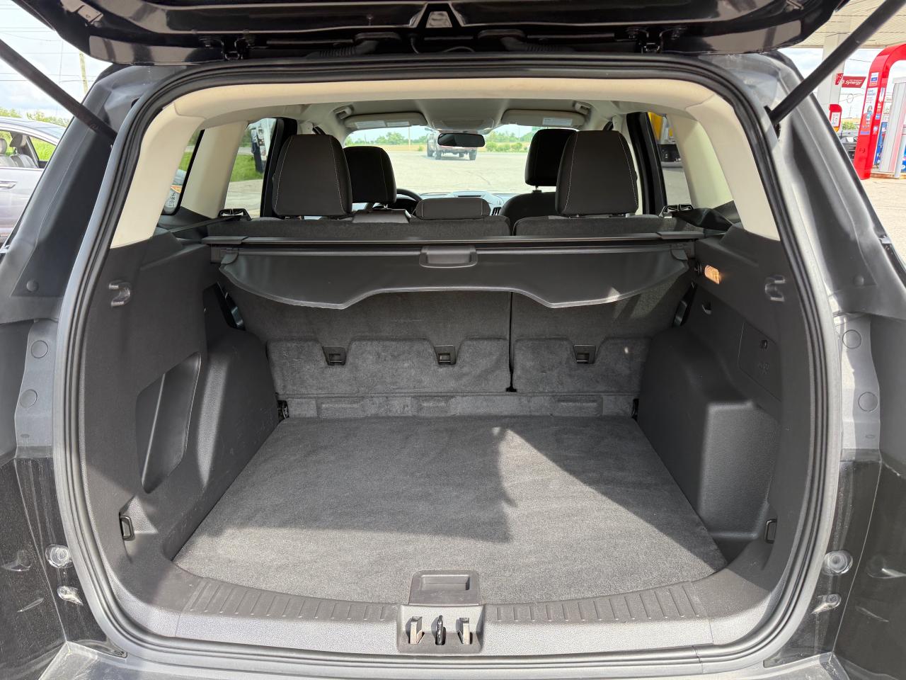 2017 Ford Escape SE NAVIGATION BACKUP CAMERA HEATED SEATS - Photo #10