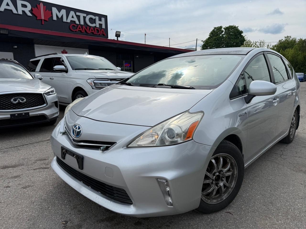 Used 2012 Toyota Prius v PRIUS V / HYBRID / AUTO / YOU SAFETY YOU SAVE for sale in Cambridge, ON