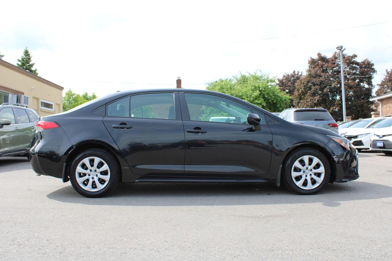 2022 Toyota Corolla LE - Photo #2