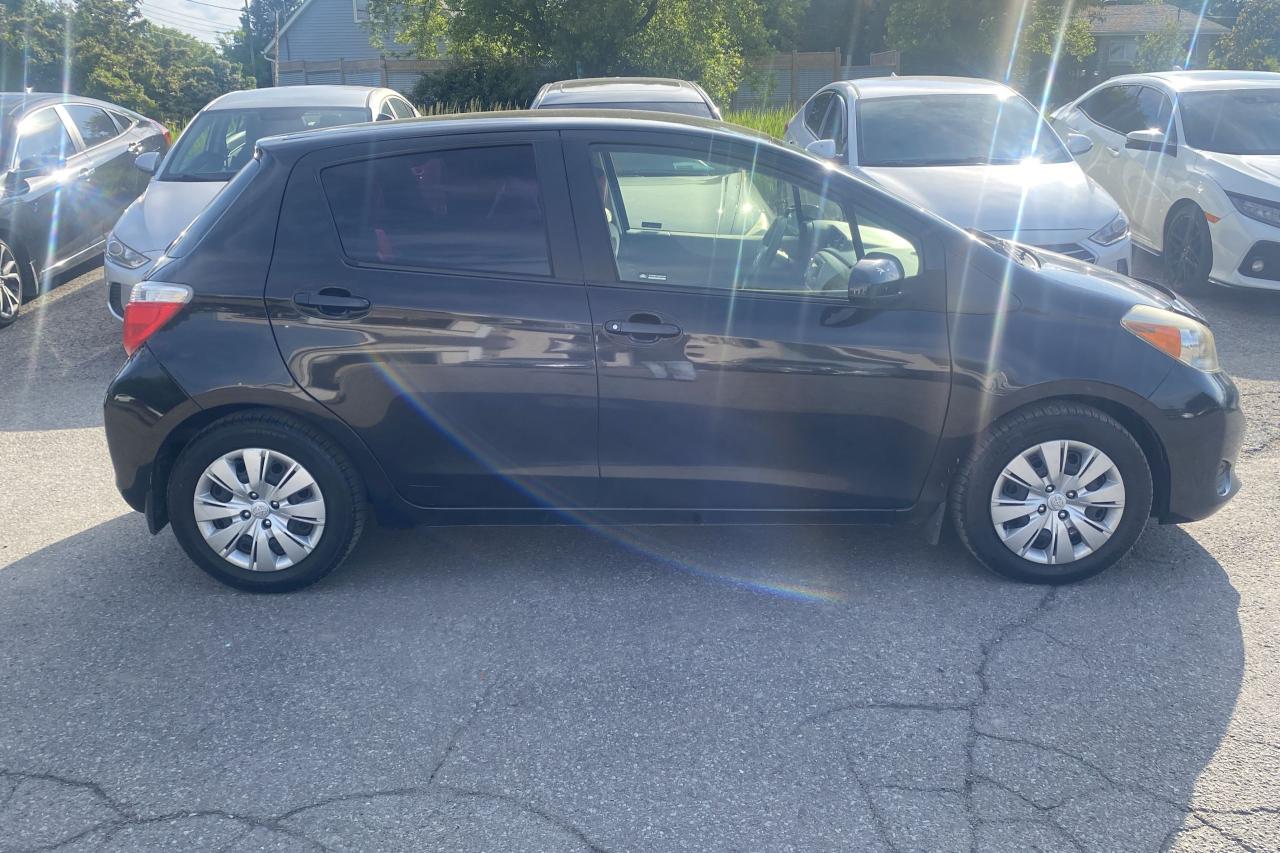 2012 Toyota Yaris LE - Photo #3