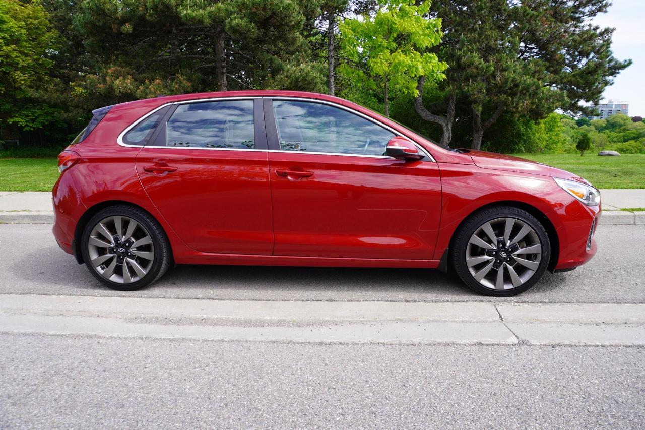 2018 Hyundai Elantra GT 1 OWNER / NO ACCIDENTS / SPORT / MANUAL /HOT HATCH Photo4