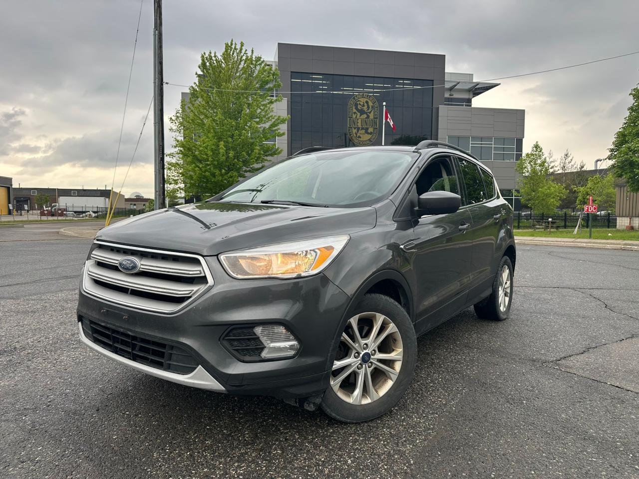 2018 Ford Escape FULLY CERTIFIED // NO ACCIDENT // 1y WARRANTY INCL Photo2