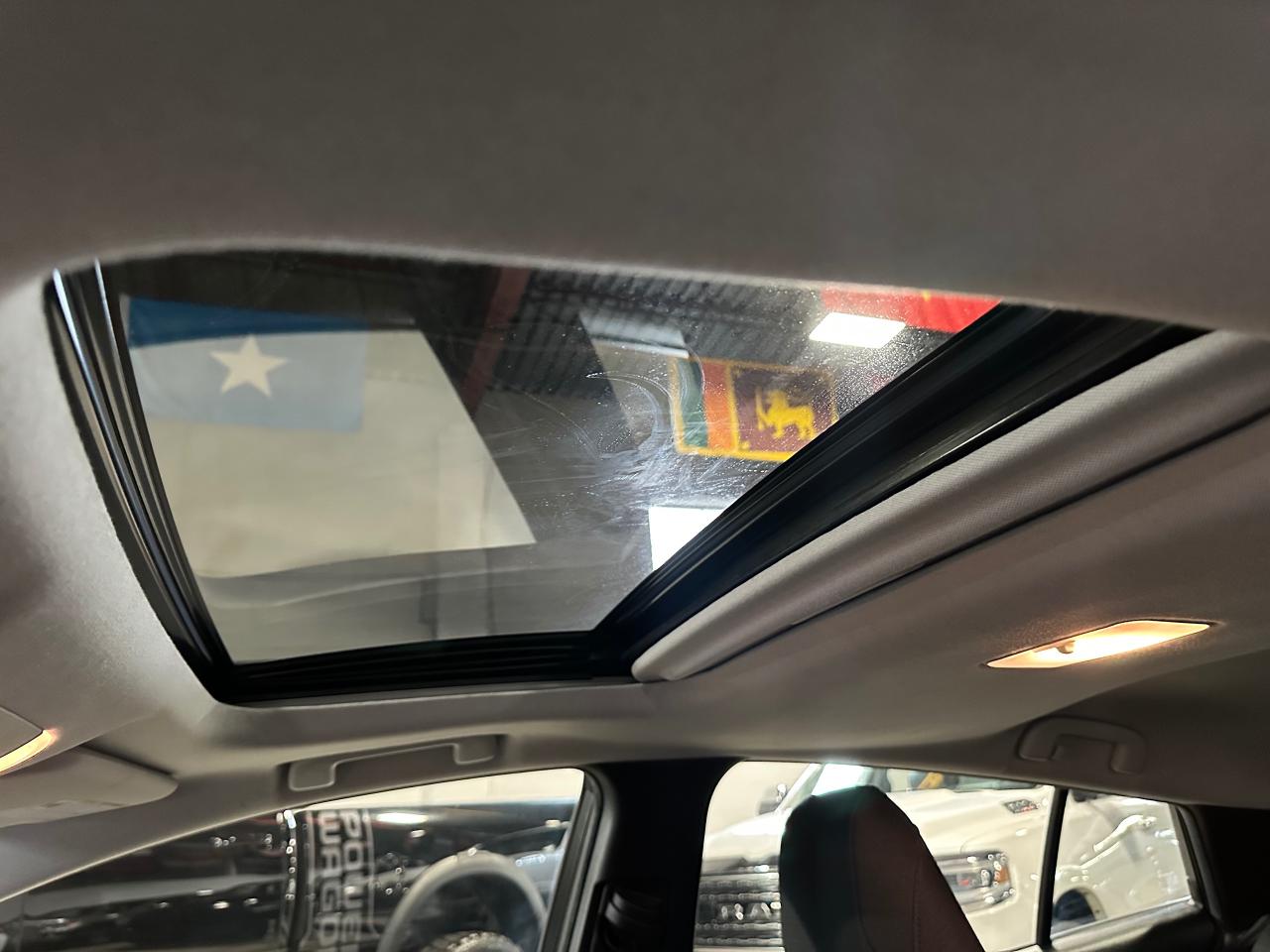 2019 Toyota Prius AWD - Photo #23