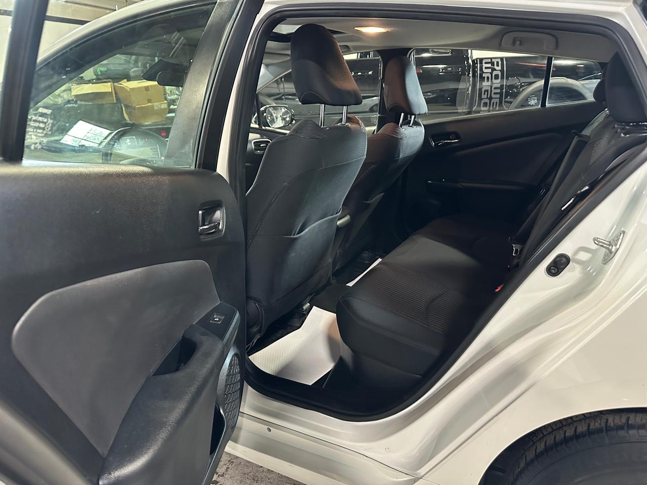 2019 Toyota Prius AWD - Photo #18