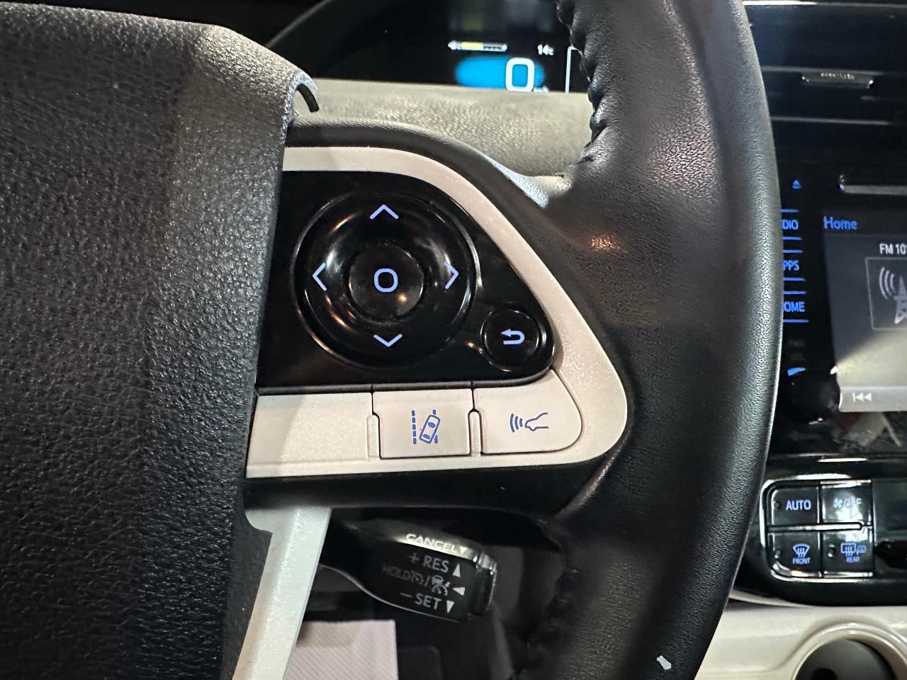 2019 Toyota Prius AWD - Photo #26