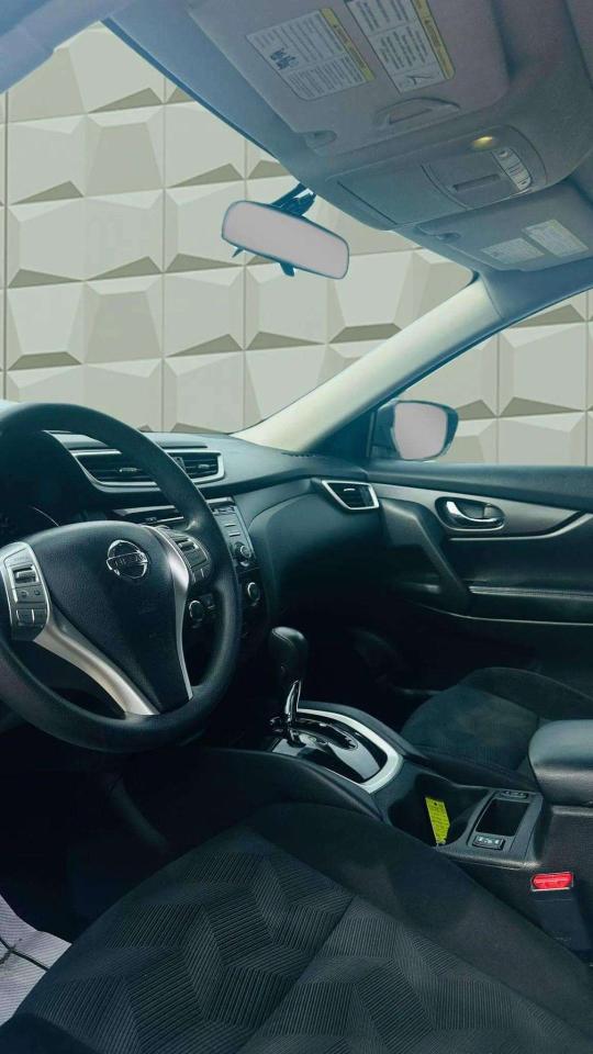 2014 Nissan Rogue FWD 4dr SV - Photo #13