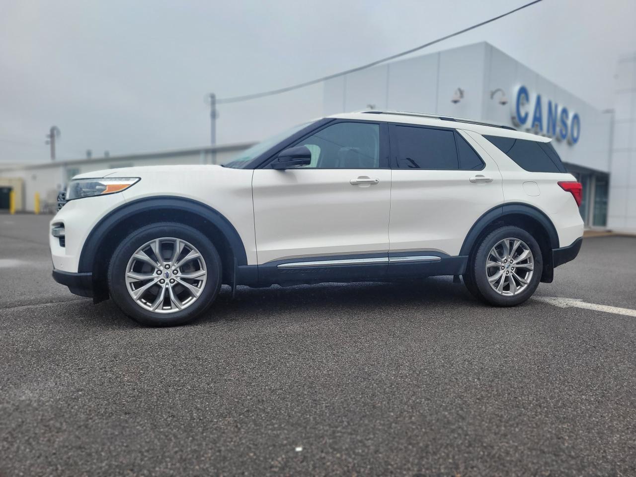 2021 Ford Explorer LIMITED 4WD W/ SUNROOF Photo2