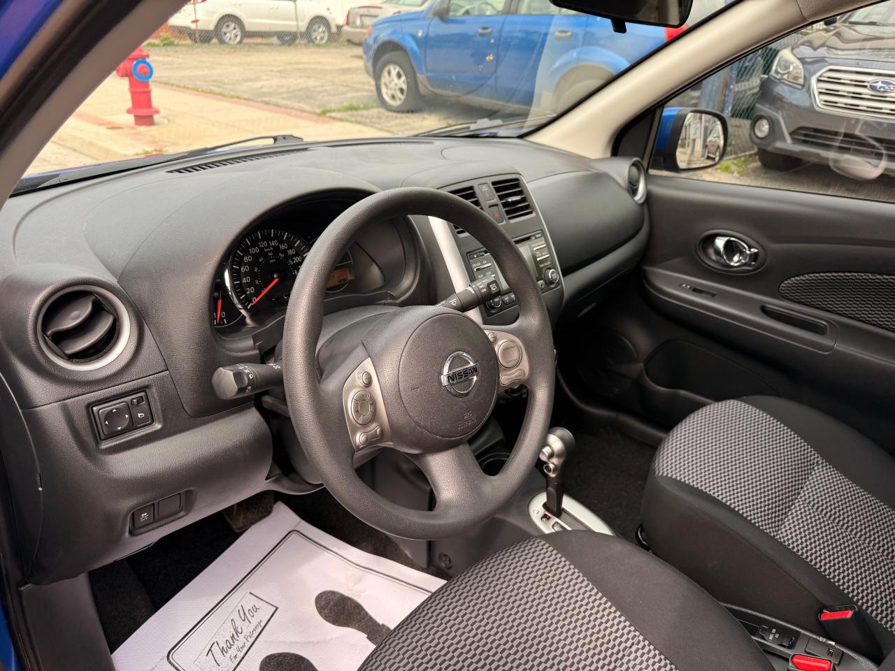 2015 Nissan Micra SV - Photo #16