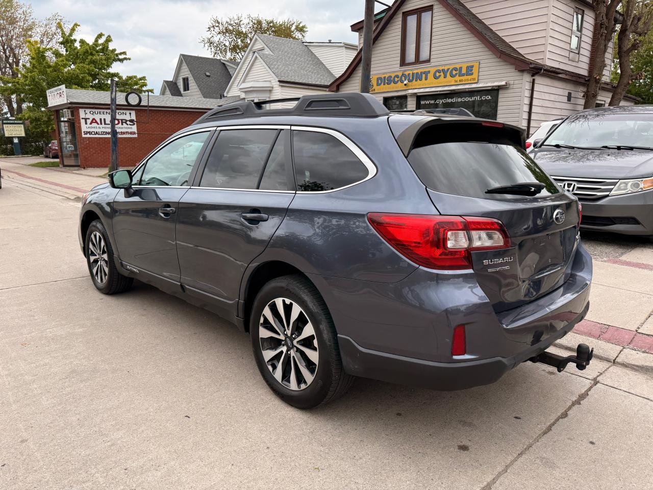 2015 Subaru Outback 3.6R w/Limited Pkg - Photo #13