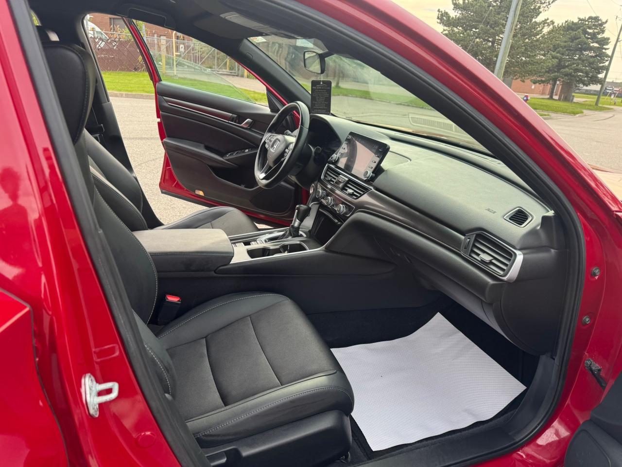 2021 Honda Accord SE - Photo #12