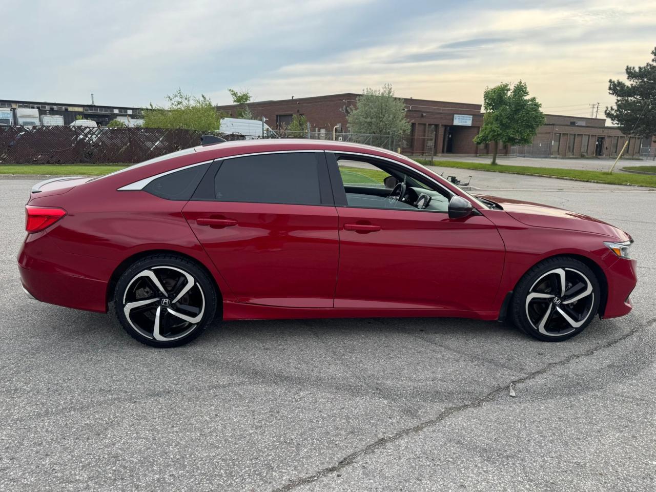 2021 Honda Accord SE - Photo #5